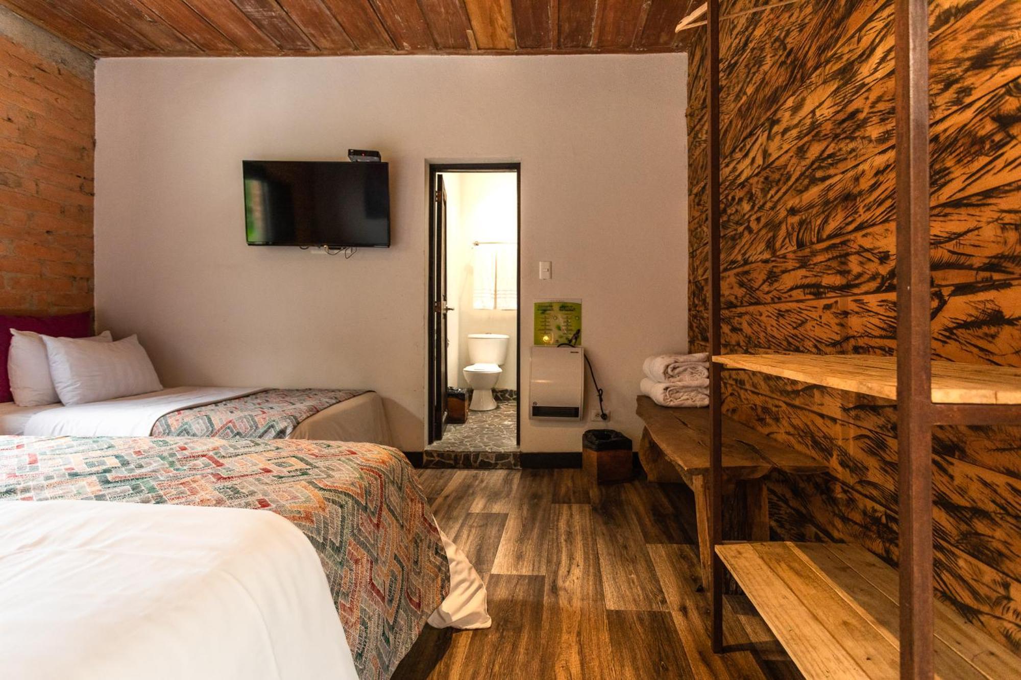 Hotel Termales Del Ruiz Gallinazo  Екстериор снимка